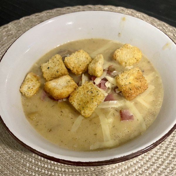 Russian Mushroom and Potato Soup
