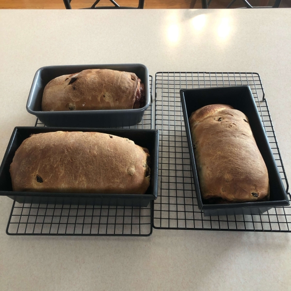 Cinnamon Raisin Bread