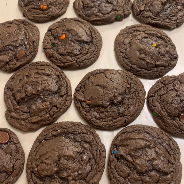 Red Velvet Cake Mix Cookies