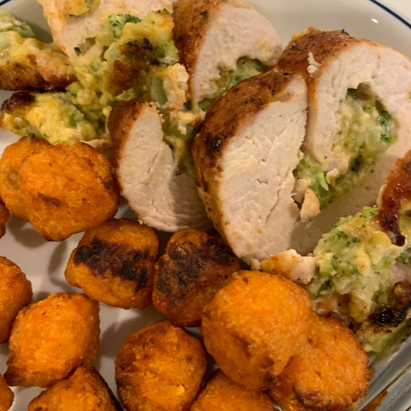 Broccoli Cheese-Stuffed Chicken
