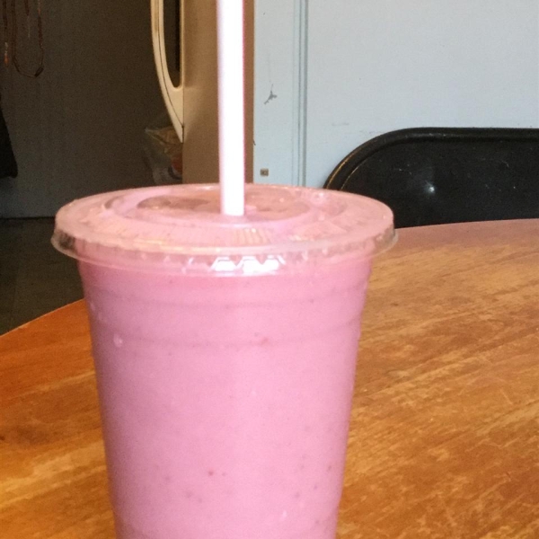 Asian Pear and Strawberry Smoothie