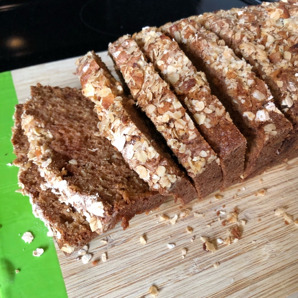 Apple Cinnamon Oatmeal Bread