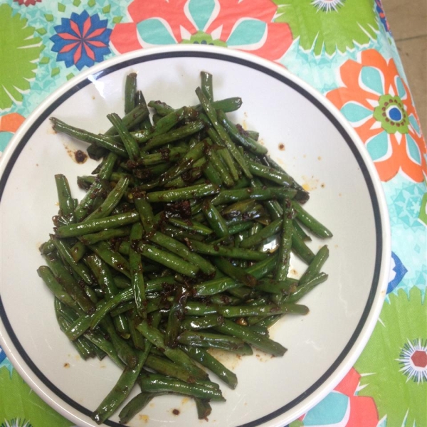 Asian-Inspired Green Bean Salad