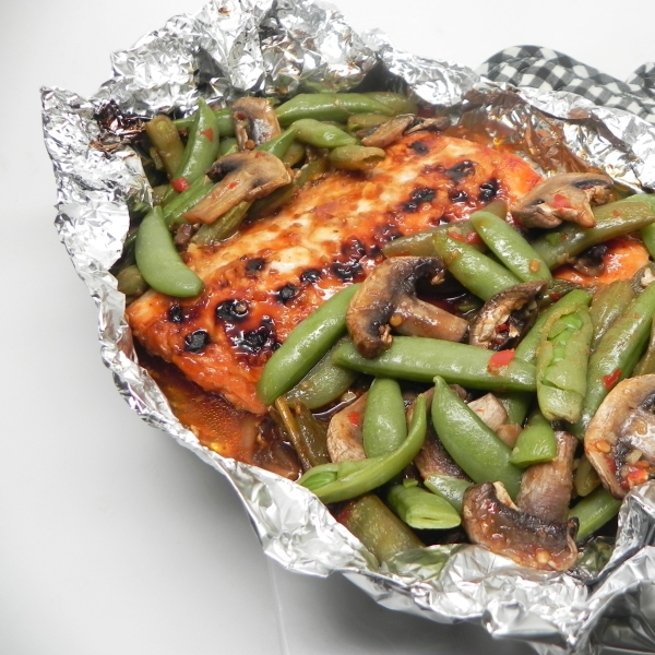 Asian Salmon Foil-Pack Dinner