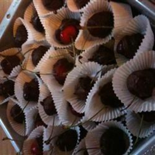 Chocolate Dipped Bing Cherries