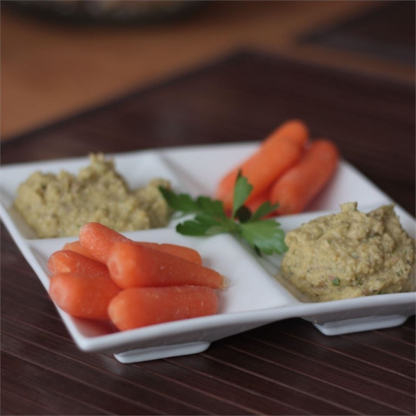 5-Minute Olive Hummus