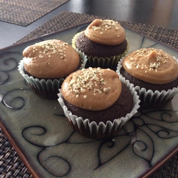 Easy Vegan Peanut Butter Fudge