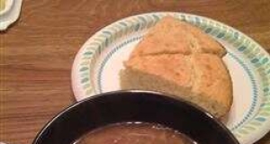 Black-Eyed Peas and Ham Hocks