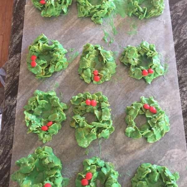 Christmas Cornflake Wreath Cookies