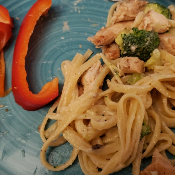 Chicken and Broccoli Alfredo