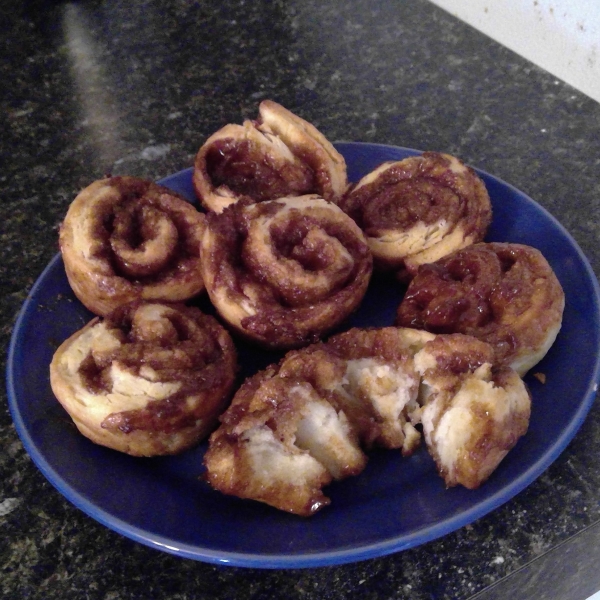 Jiffy Cinnamon Rolls