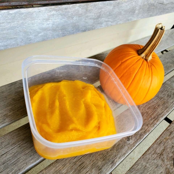 Homemade Pumpkin Puree in the Microwave