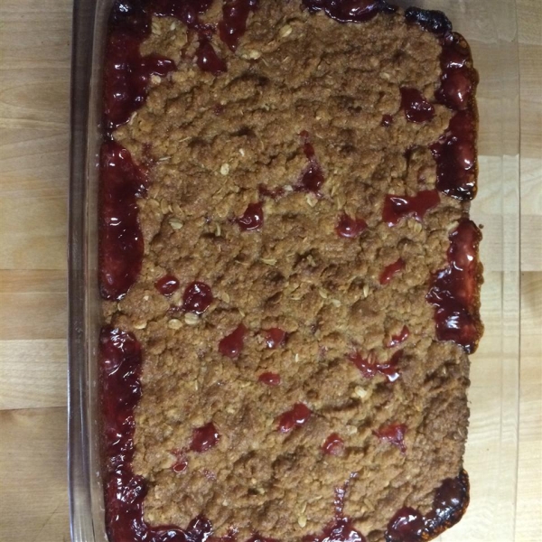 Rhubarb Strawberry Crisp