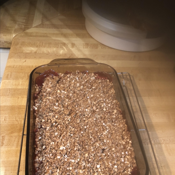 Rhubarb Strawberry Crisp