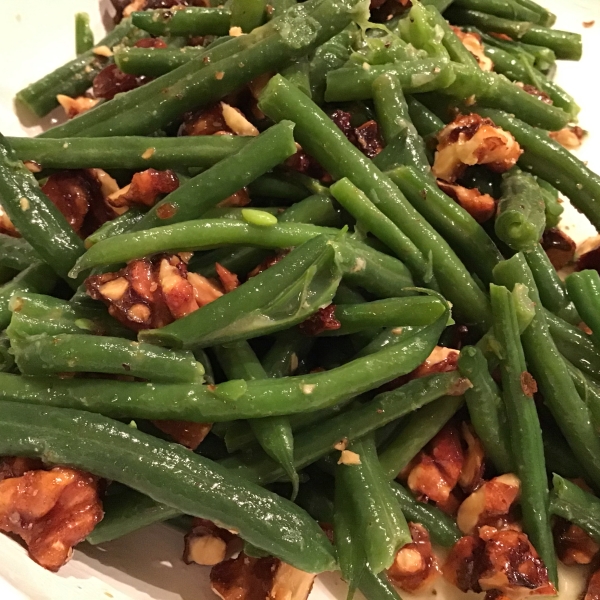 Lemon Green Beans with Walnuts