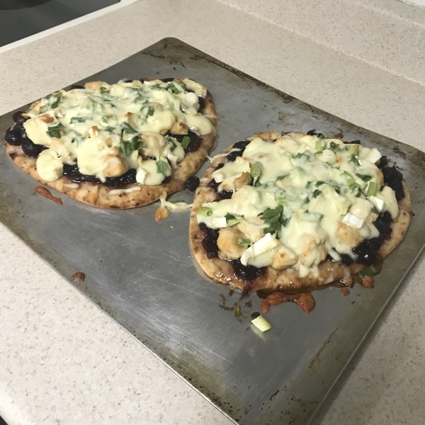 Brie Cranberry and Chicken Pizza