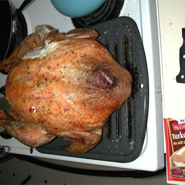 Roast Turkeys With Rich Pan Gravy