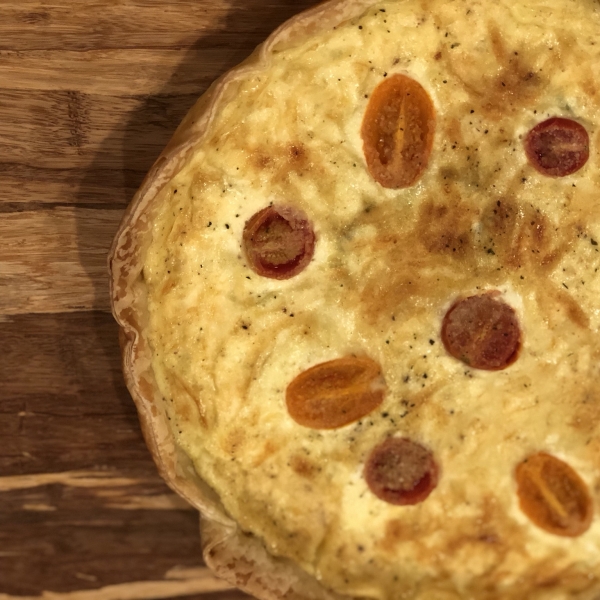 Keto Almond-Crusted Bacon and Tomato Quiche