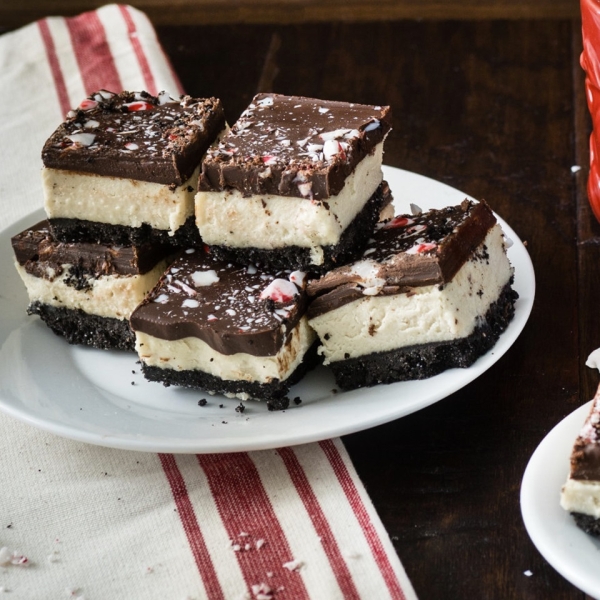 No-Bake Chocolate Peppermint Cheesecake Squares