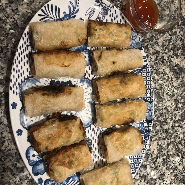 Authentic Vietnamese Spring Rolls (Nem Ran Hay Cha Gio)