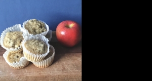 Applesauce Raisin Muffins