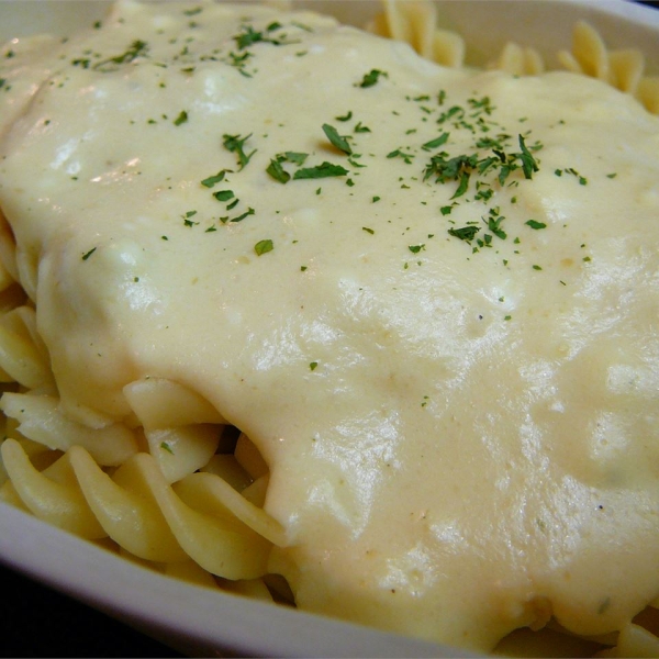Famous Restaurant Alfredo Sauce