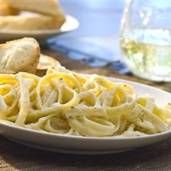 Famous Restaurant Alfredo Sauce