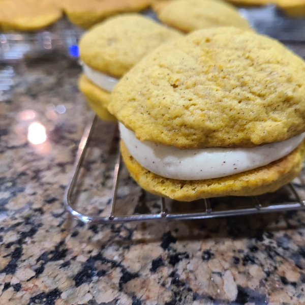Fall Pumpkin Sandwich Cookies