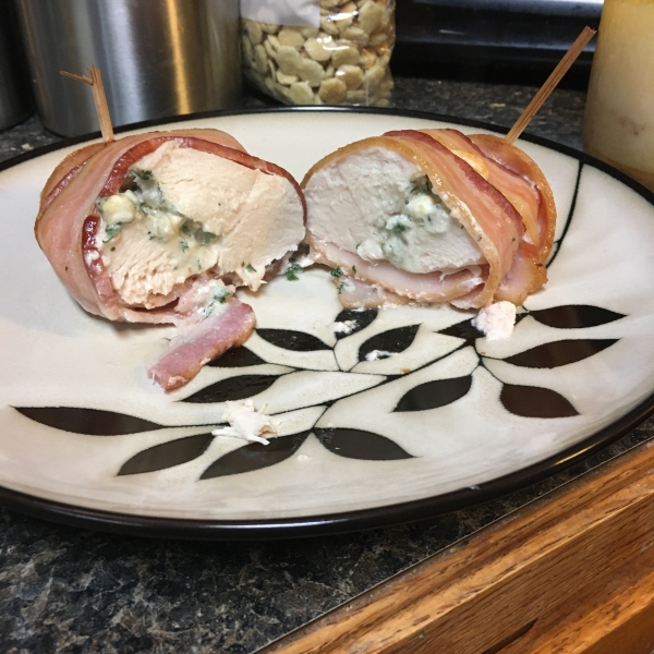 Gorgonzola Stuffed Chicken Breasts Wrapped in Bacon