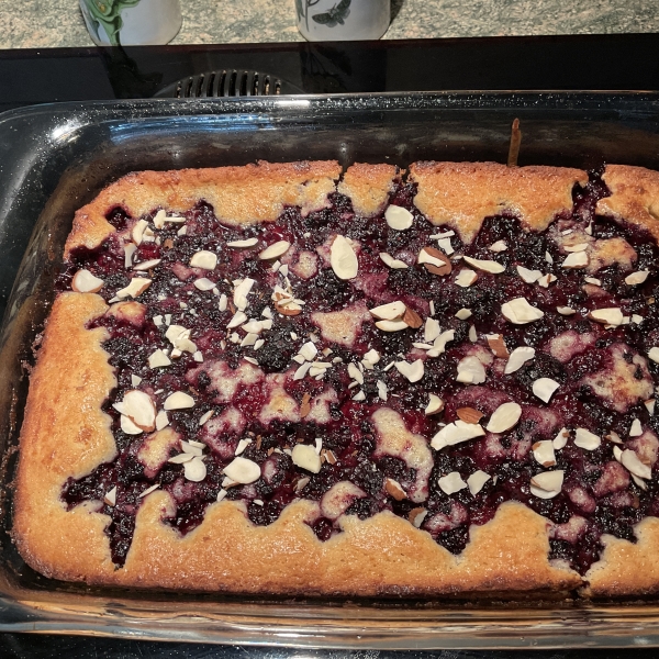 Chef John's Blackberry Buckle