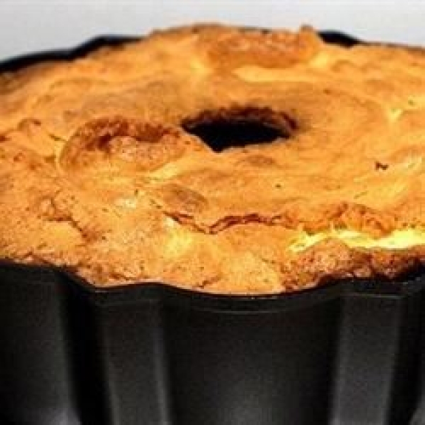 Strawberry Pound Cake