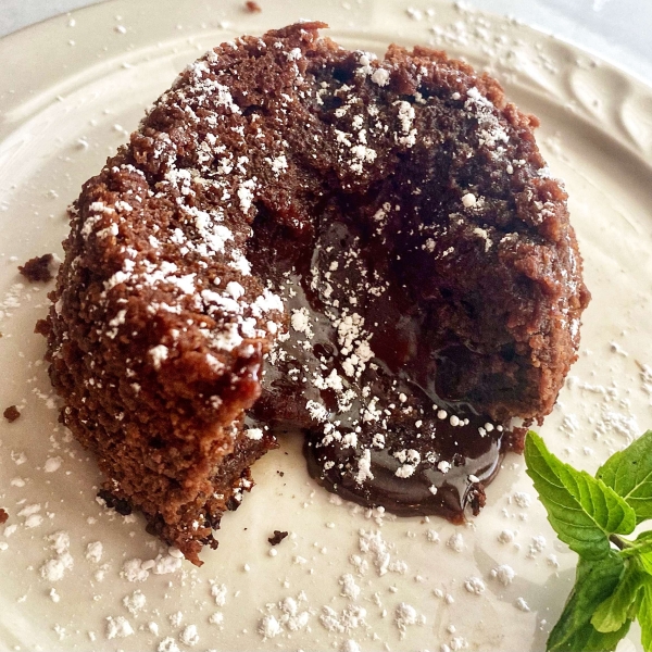Air Fryer Lava Cakes