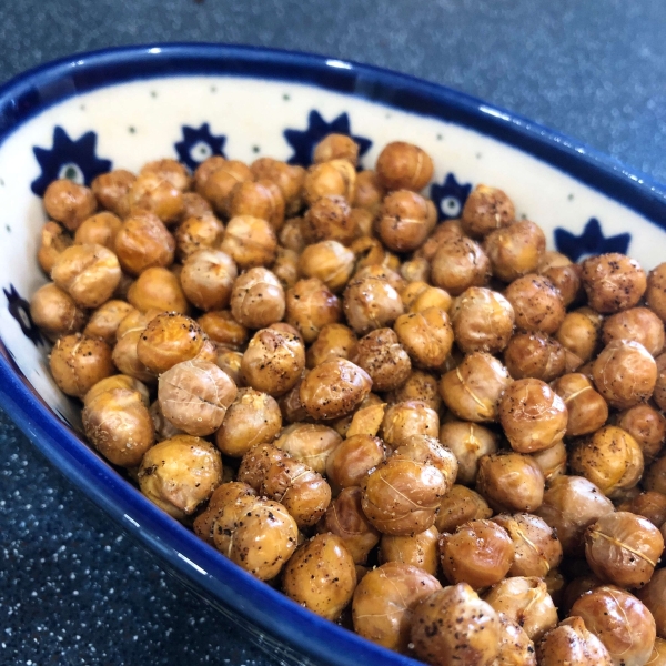 Perfectly Dry Roasted Chickpeas