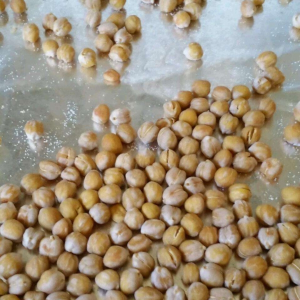 Perfectly Dry Roasted Chickpeas