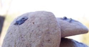 Applesauce Raisin Cookies I