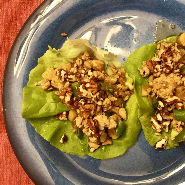 Tantalizing Chicken Lettuce Wraps
