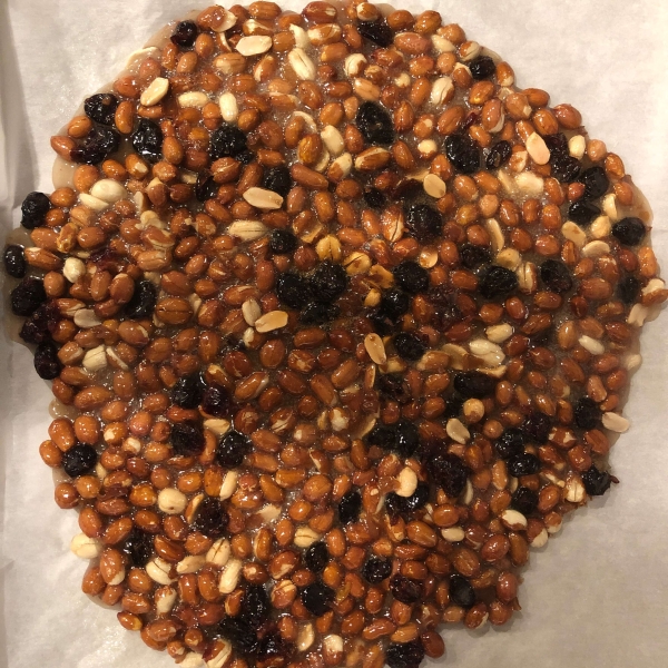 Easy Microwave Peanut Brittle