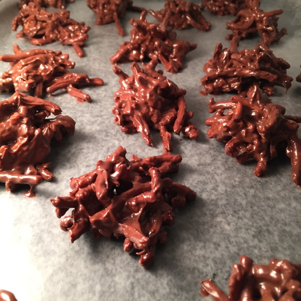 Chocolaty Peanut Butter Haystacks
