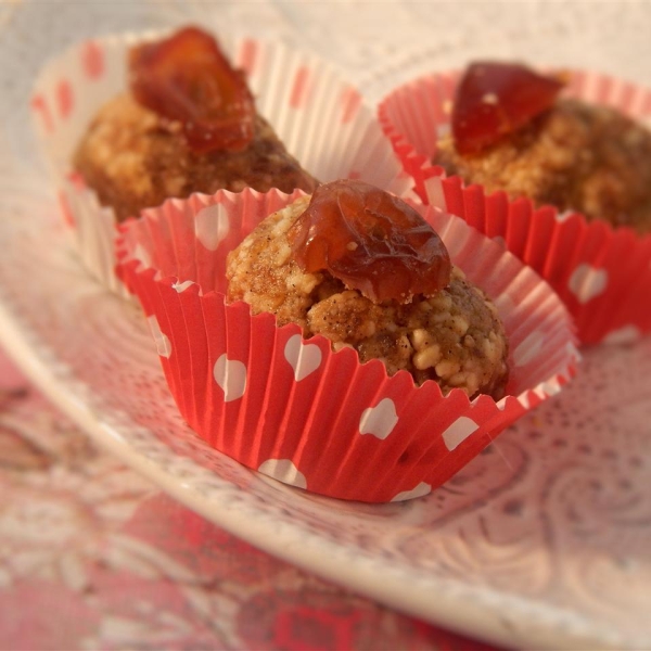 Mal's Killer Cashew Maca Energy Bites