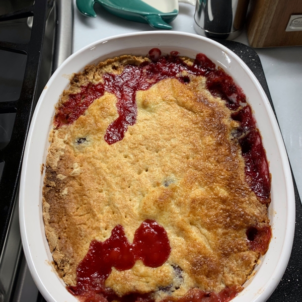Marie's Peach Dump Cake