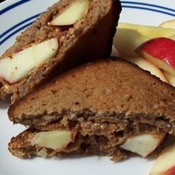 Peanut Butter, Bacon and Apple Sandwiches