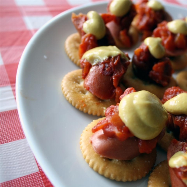 RITZ Push-Cart Hot Dog Bites