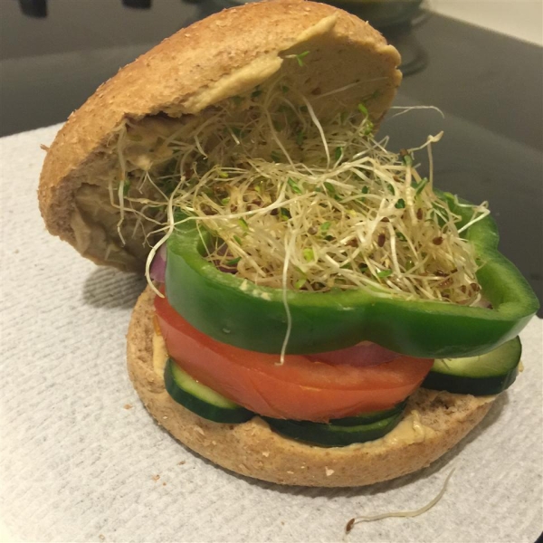Fresh Veggie Bagel Sandwich