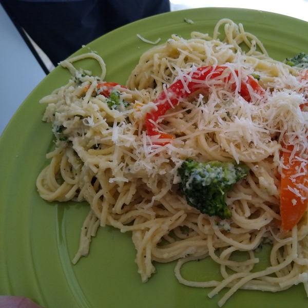 Pasta Primavera with Cauliflower Sauce