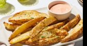 Oven-Fresh Seasoned Potato Wedges
