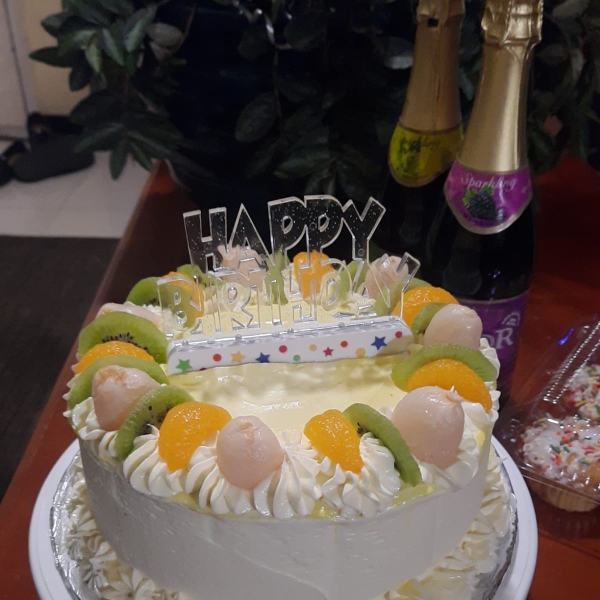Lychee Butter Cake