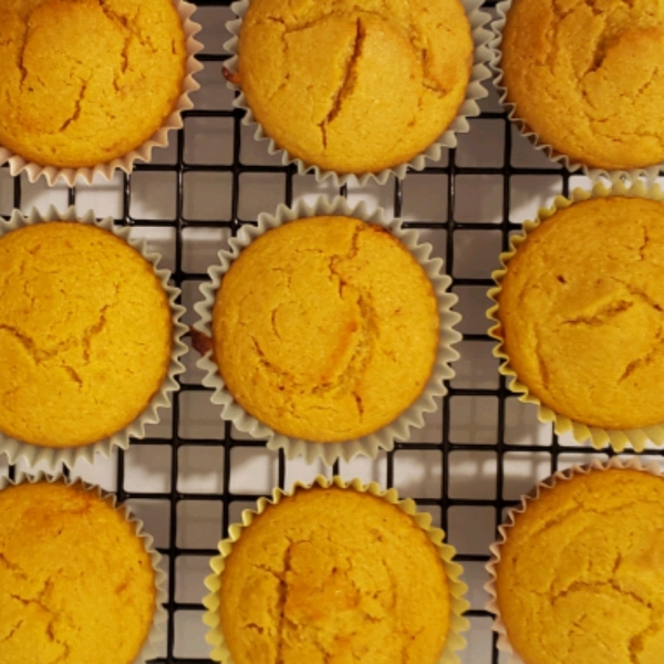 Honey Cornbread Muffins