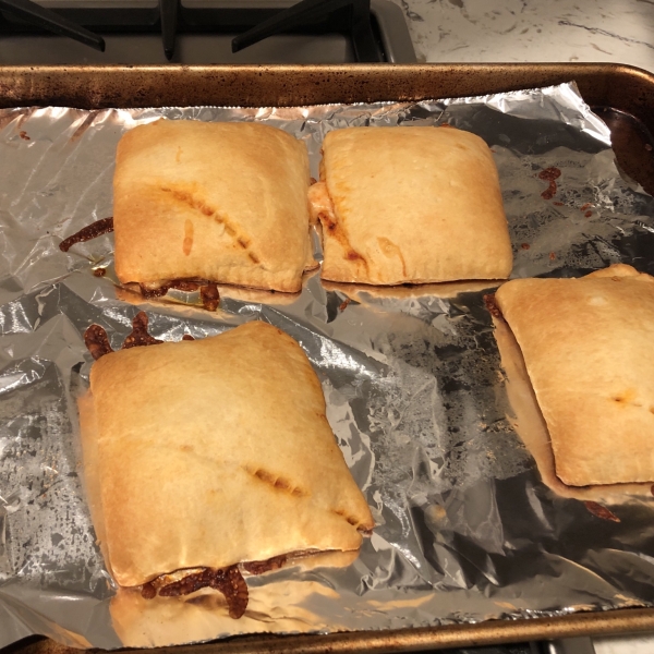 Crescent Pizza Pockets