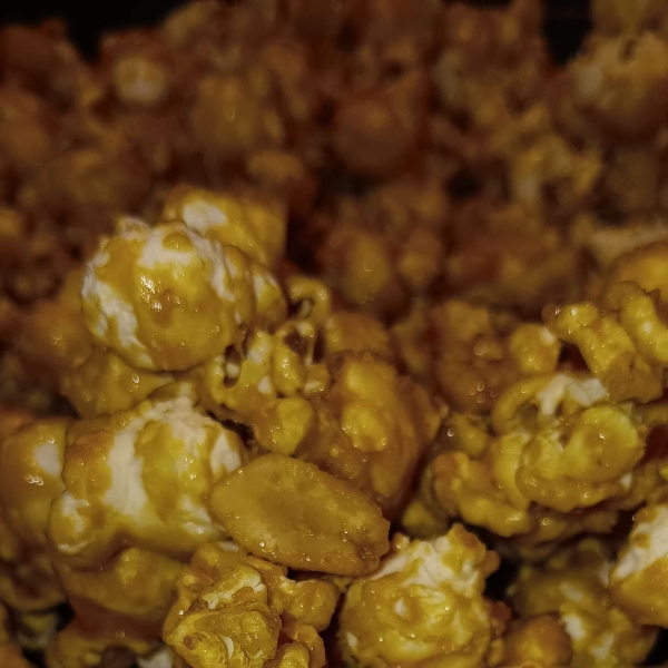Classic Caramel Corn