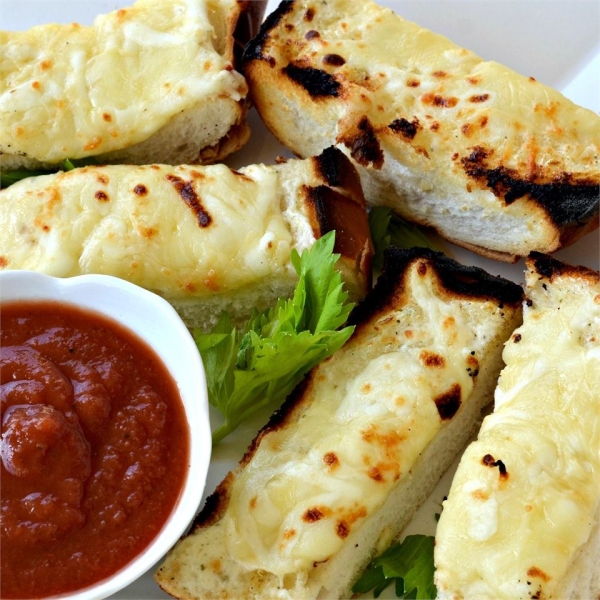 Blue Cheese and Garlic Bread